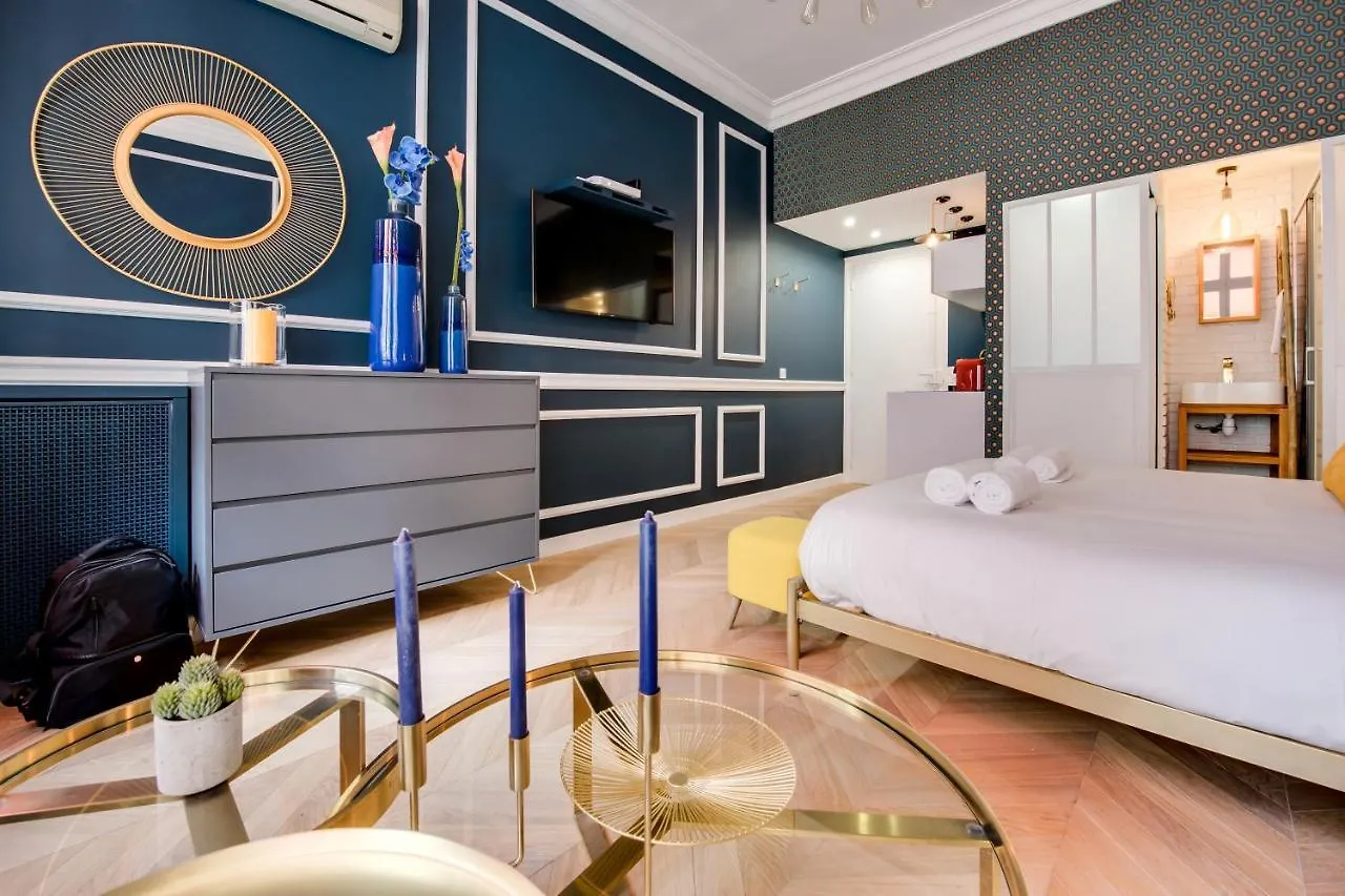 The Champs Elysees Blue Suite Paris Apartment