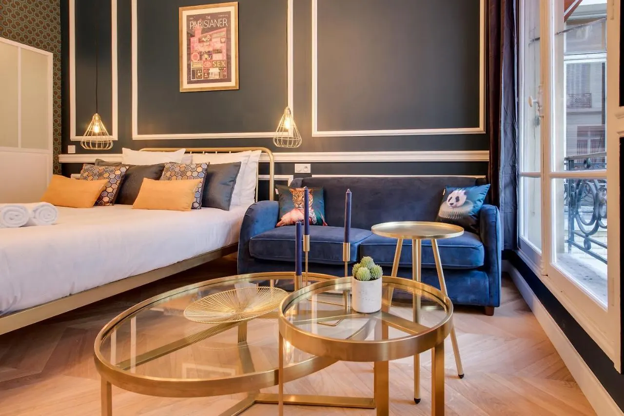 The Champs Elysees Blue Suite Paris 0*,