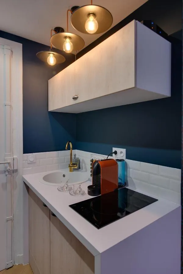 The Champs Elysees Blue Suite Paris 0*,